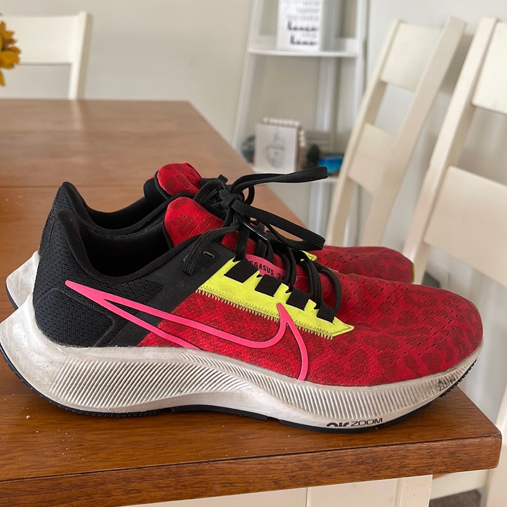 Women’s Nike alAir Zoom Pegasus 38.